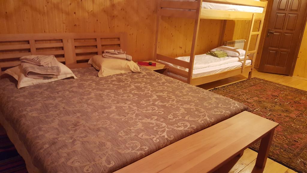 Guest House In Carpathians Myhove Quarto foto