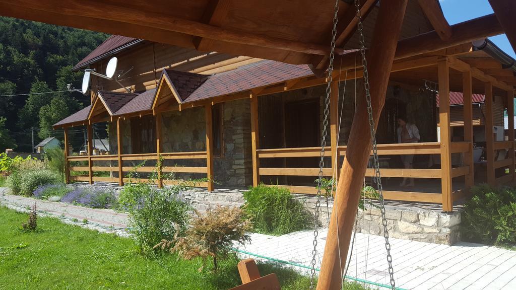 Guest House In Carpathians Myhove Exterior foto