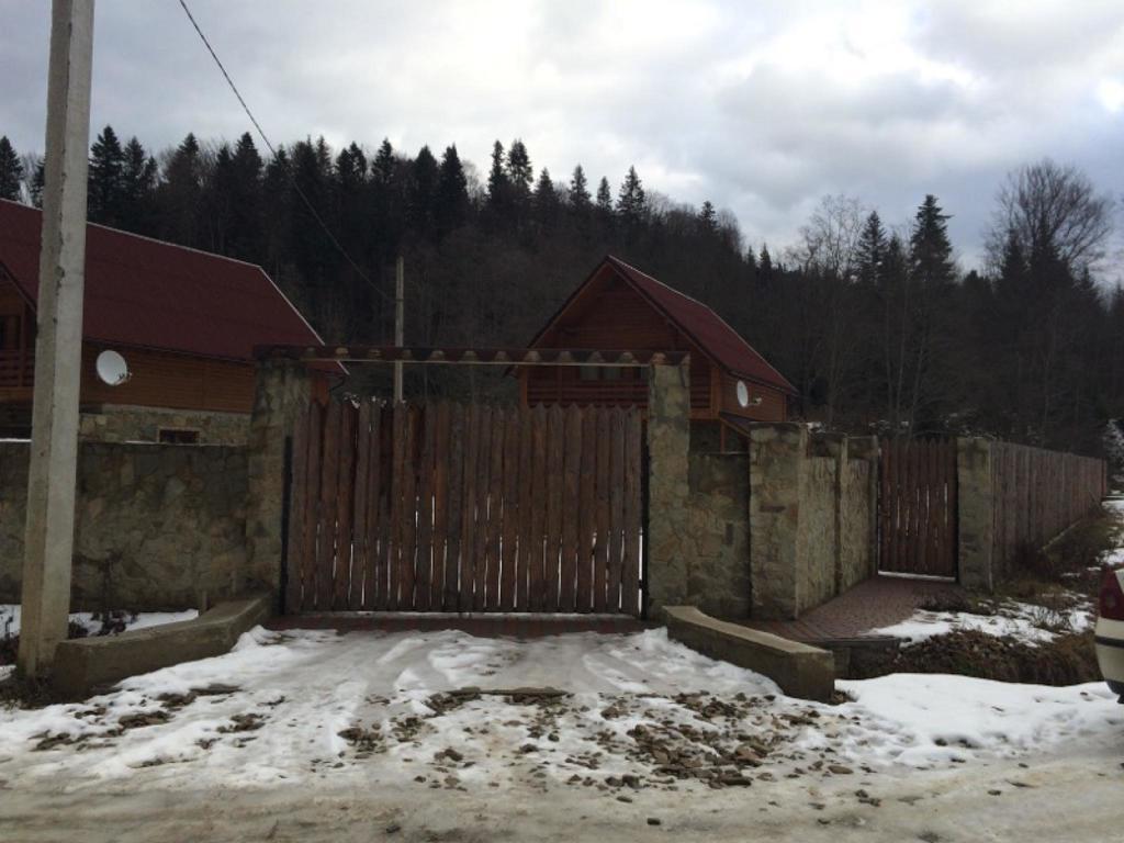 Guest House In Carpathians Myhove Exterior foto